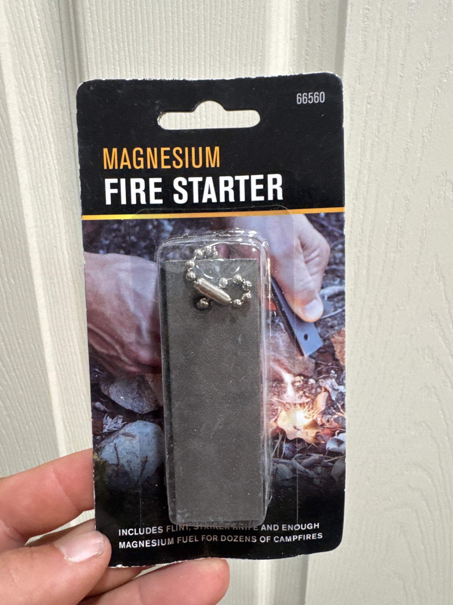 Magnesium fire striker